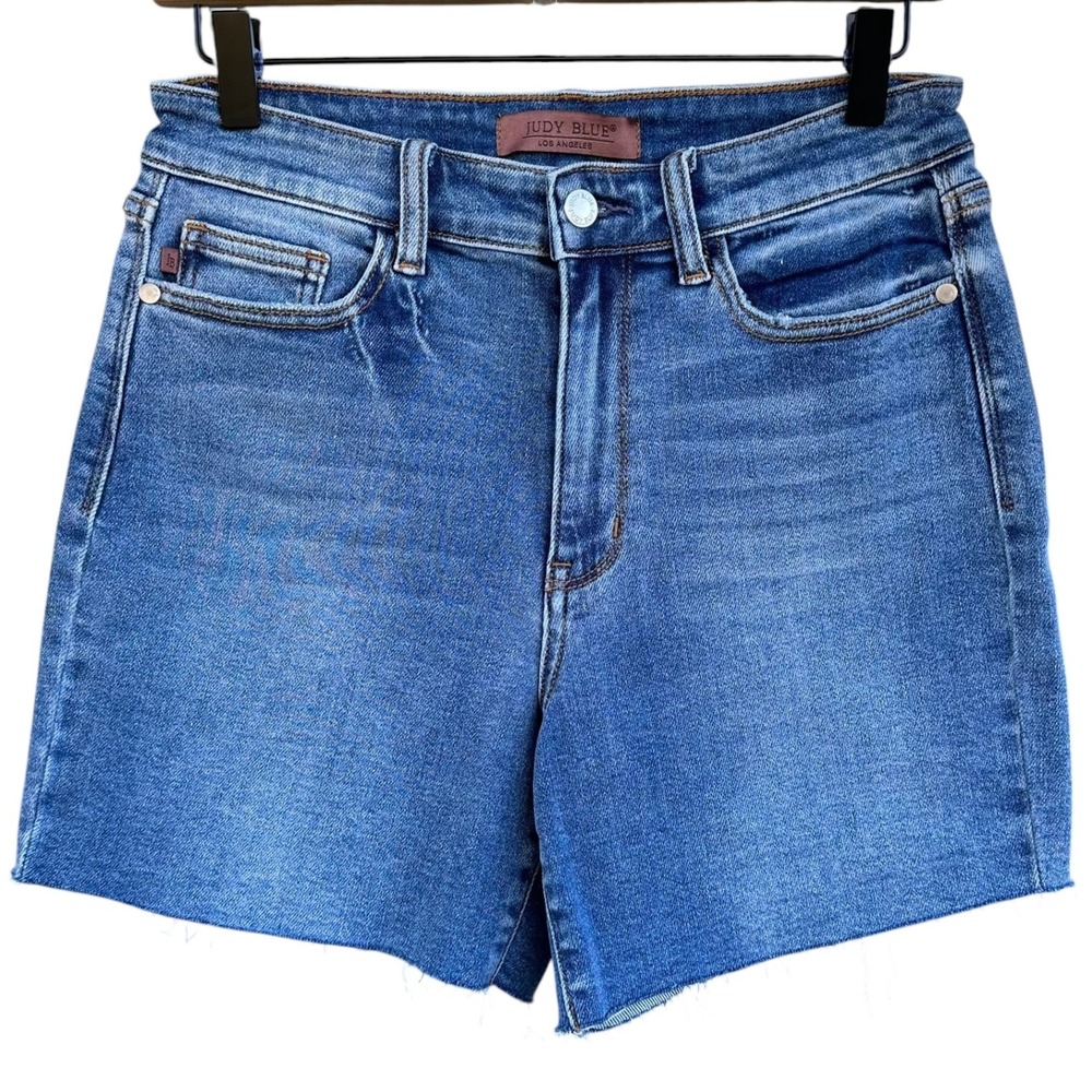 Judy Blue High Waisted Raw Hem Denim Shorts Medium Wash Size Medium